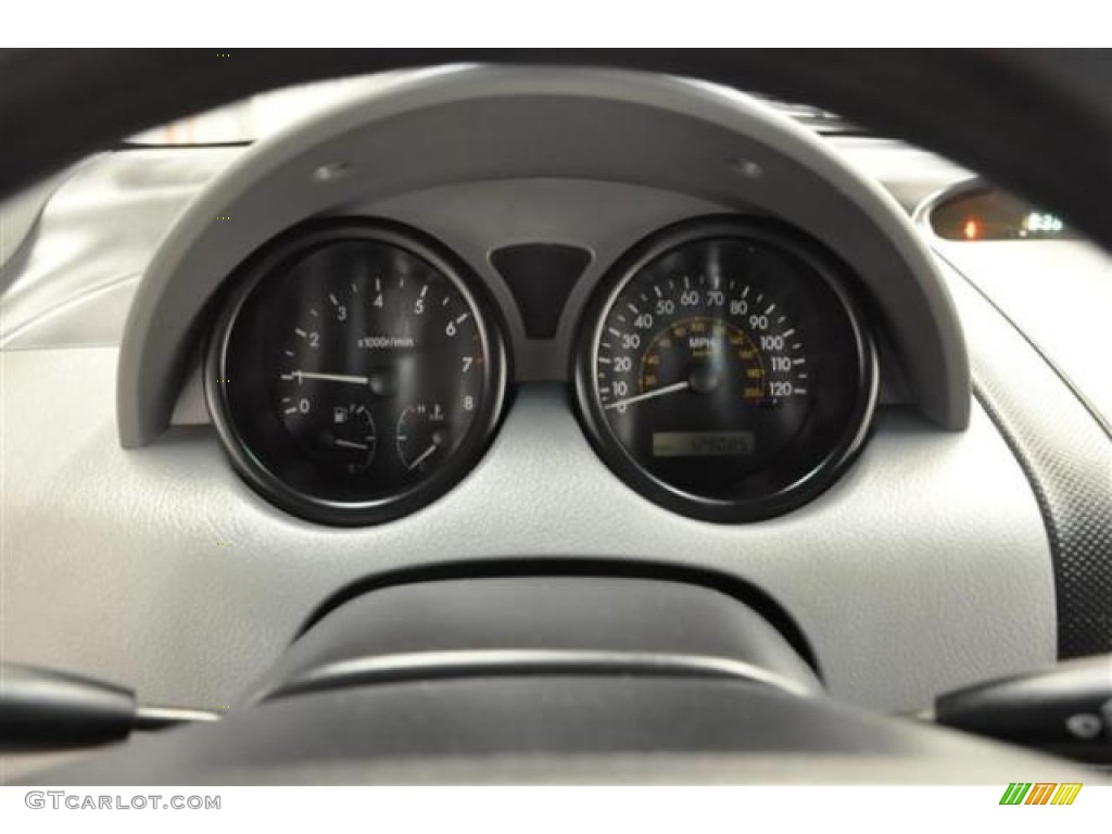 2004 Chevrolet Aveo LS Hatchback Gauges Photo #69970454