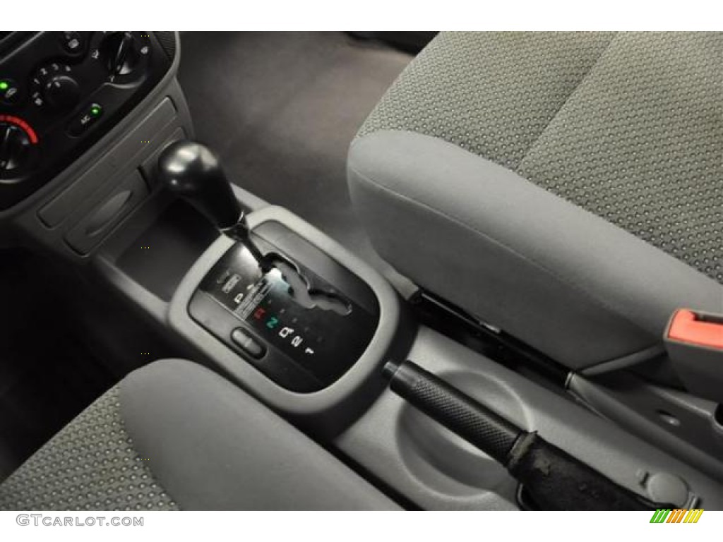 2004 Chevrolet Aveo LS Hatchback Transmission Photos