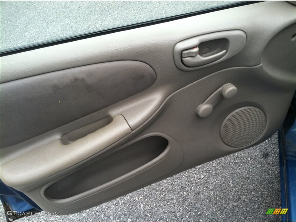 2003 Dodge Neon SE Door Panel Photos