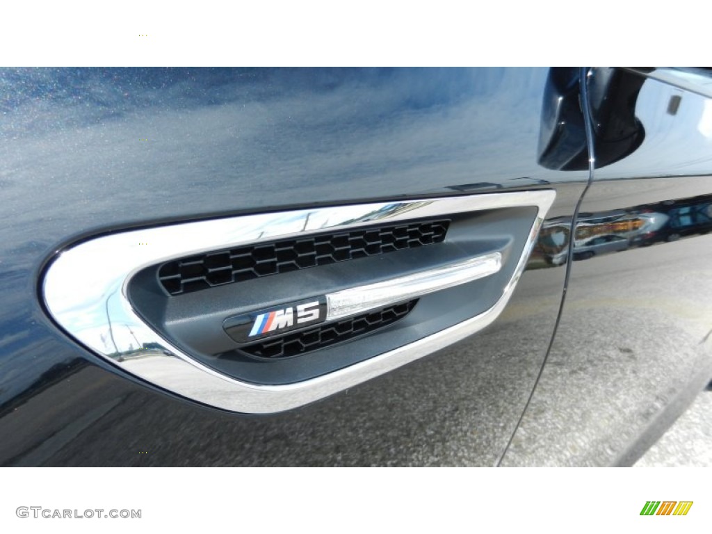 2013 BMW M5 Sedan Marks and Logos Photo #69971800