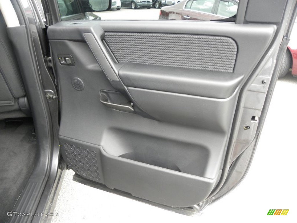 2012 Nissan Titan SV Crew Cab Door Panel Photos