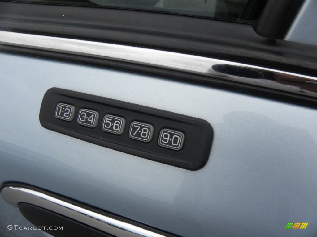 2011 Crown Victoria LX - Light Ice Blue Metallic / Light Camel photo #3