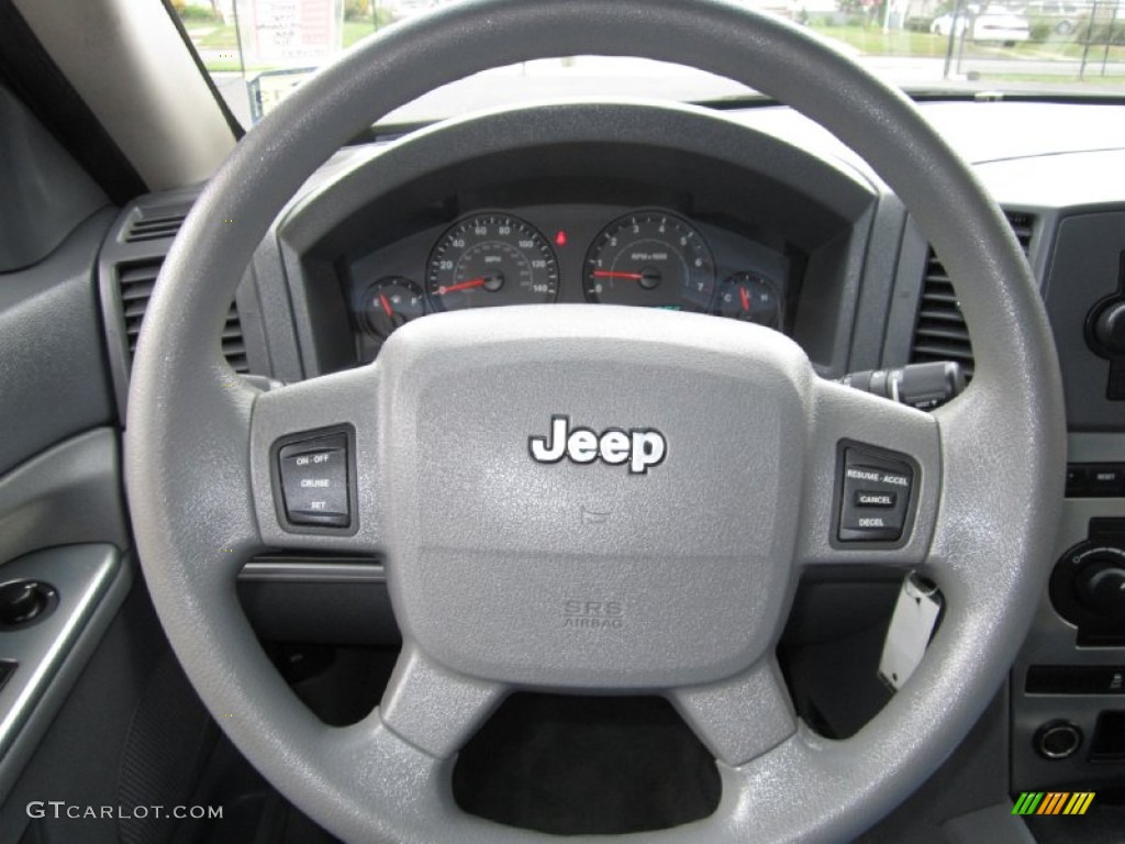 2005 Jeep Grand Cherokee Laredo 4x4 Medium Slate Gray Steering Wheel Photo #69974368