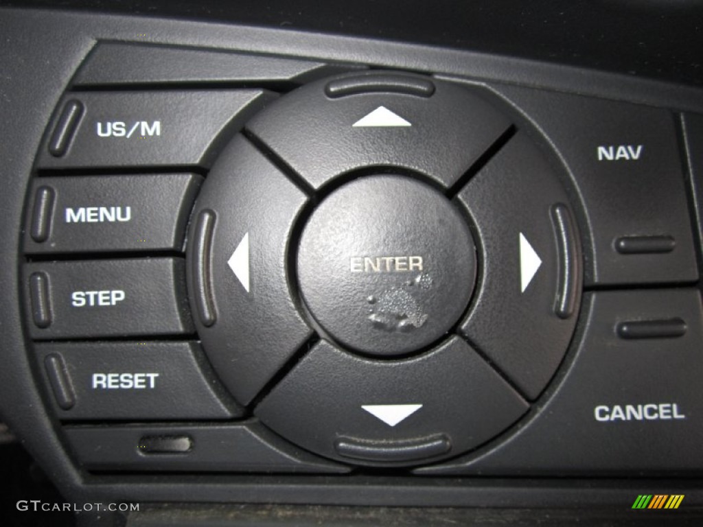 2004 Chrysler Pacifica AWD Controls Photo #69974680