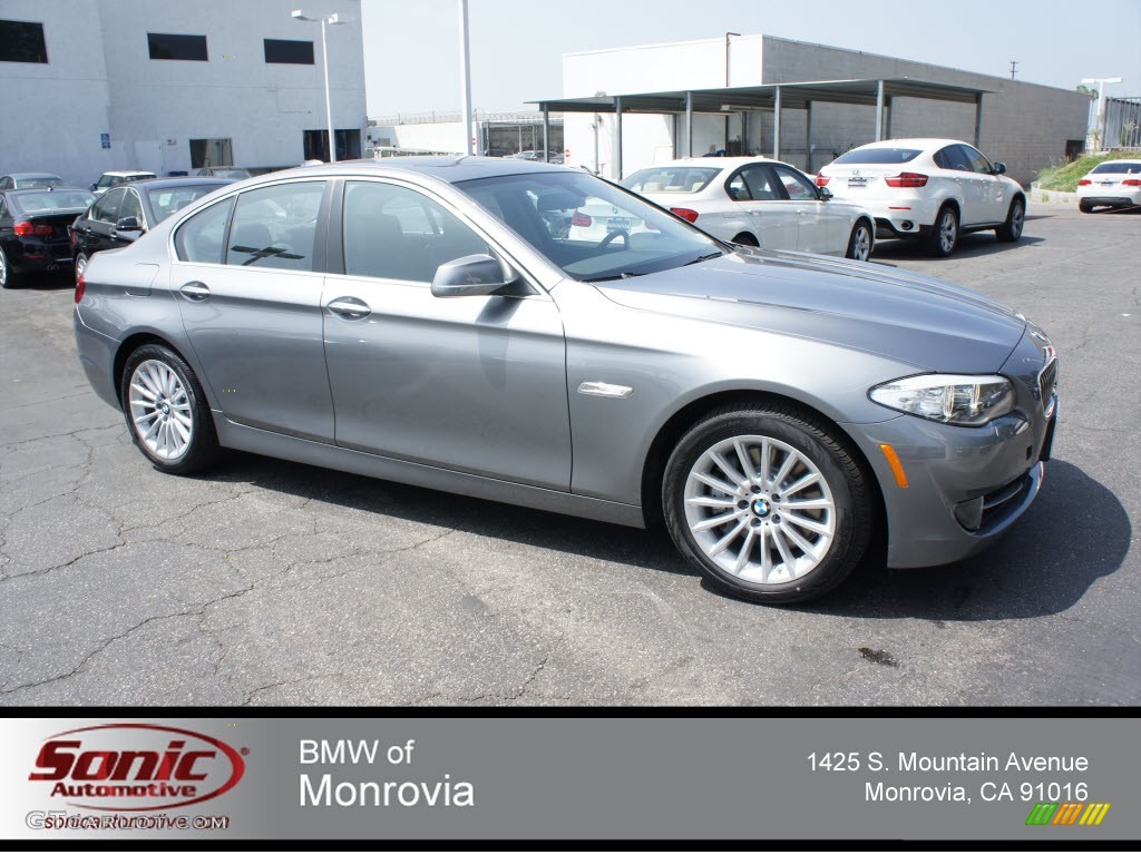 2013 5 Series 535i Sedan - Space Gray Metallic / Black photo #1
