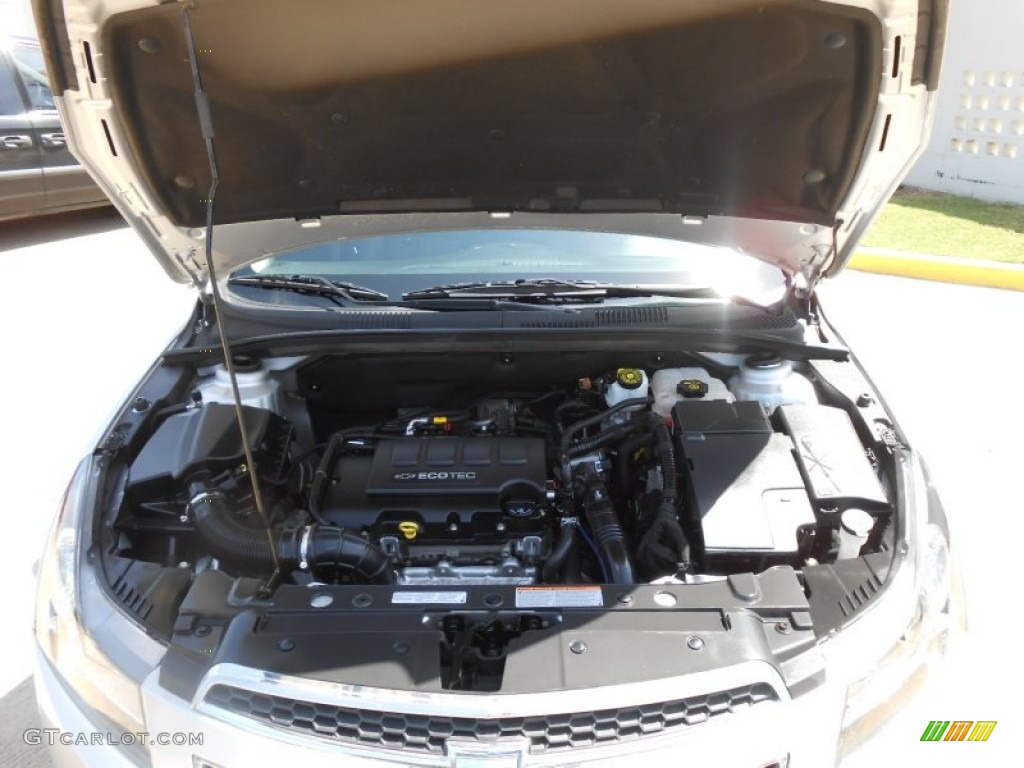 2011 Chevrolet Cruze LTZ/RS Engine Photos