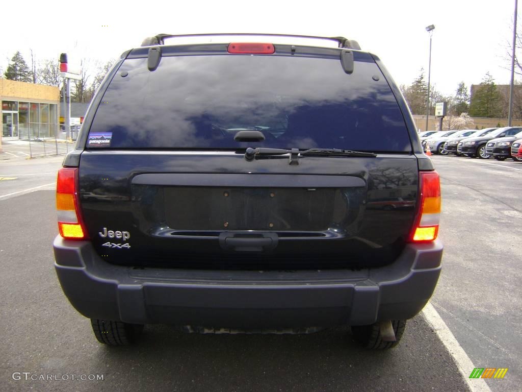 2003 Grand Cherokee Laredo 4x4 - Brilliant Black / Dark Slate Gray photo #4