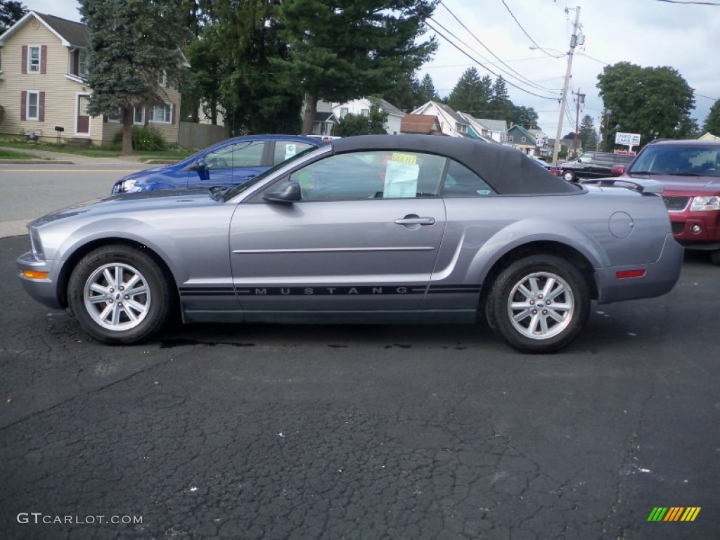 2006 Mustang V6 Premium Convertible - Tungsten Grey Metallic / Dark Charcoal photo #8