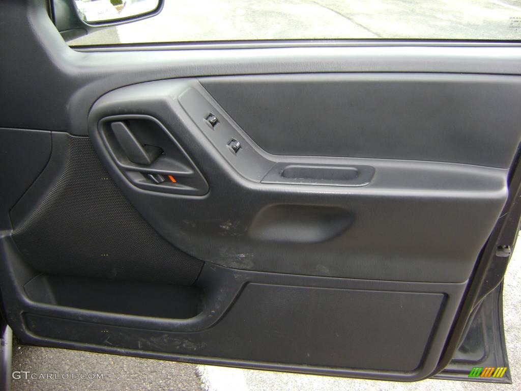 2003 Grand Cherokee Laredo 4x4 - Brilliant Black / Dark Slate Gray photo #16