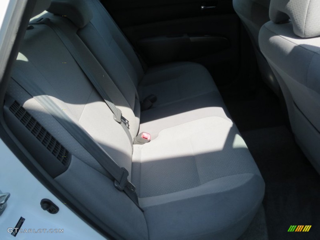 2005 Prius Hybrid - Super White / Gray/Burgundy photo #24