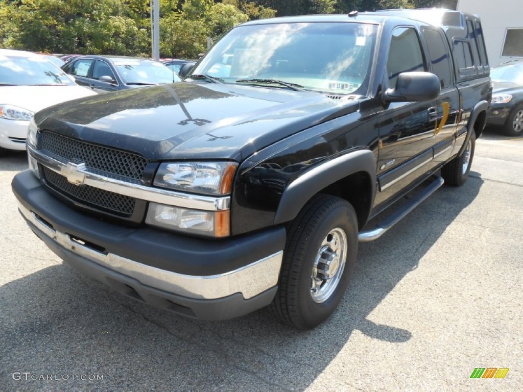 2003 Silverado 2500HD LT Extended Cab 4x4 - Black / Tan photo #2