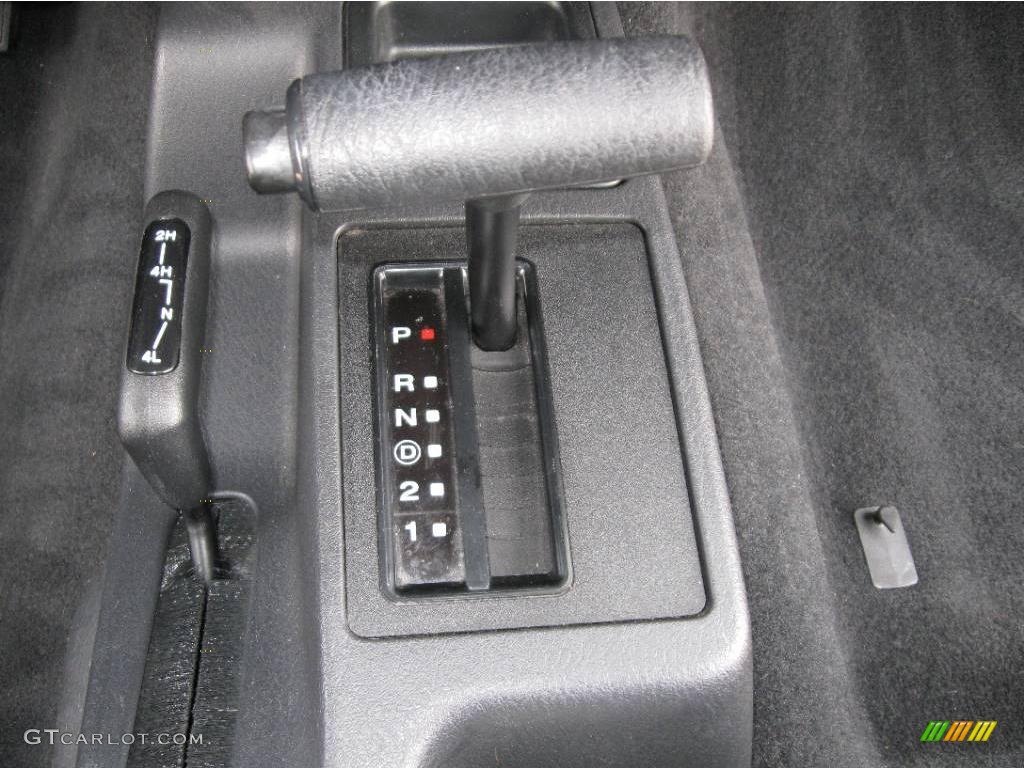 2004 Wrangler Sport 4x4 - Bright Silver Metallic / Dark Slate Gray photo #24