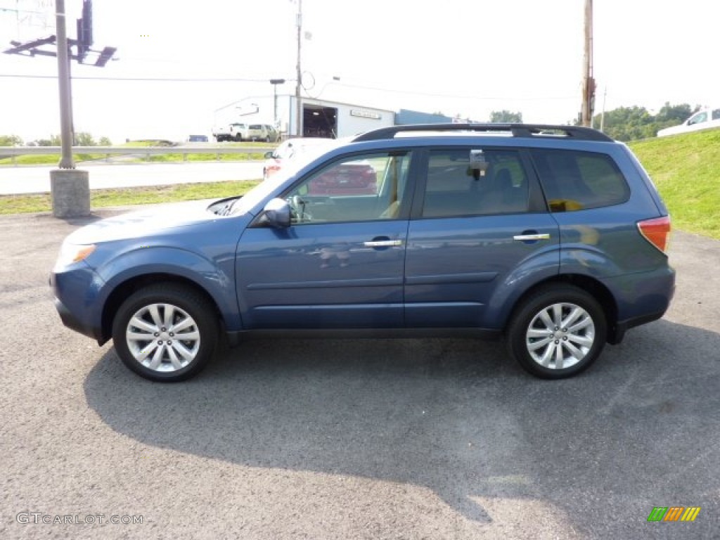 2011 Forester 2.5 X Premium - Marine Blue Metallic / Black photo #4
