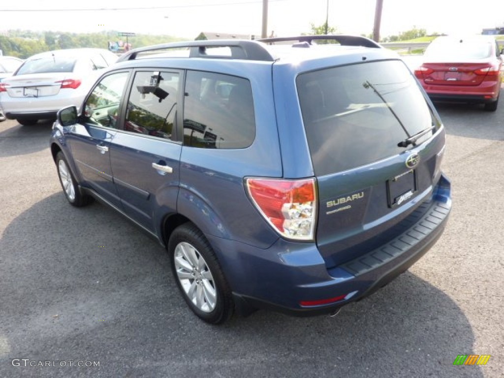 2011 Forester 2.5 X Premium - Marine Blue Metallic / Black photo #5