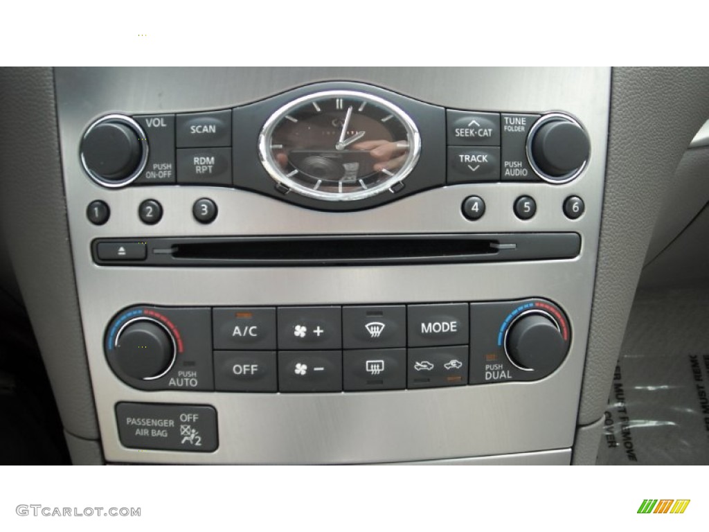 2010 Infiniti G 37 S Sport Coupe Controls Photo #69982177