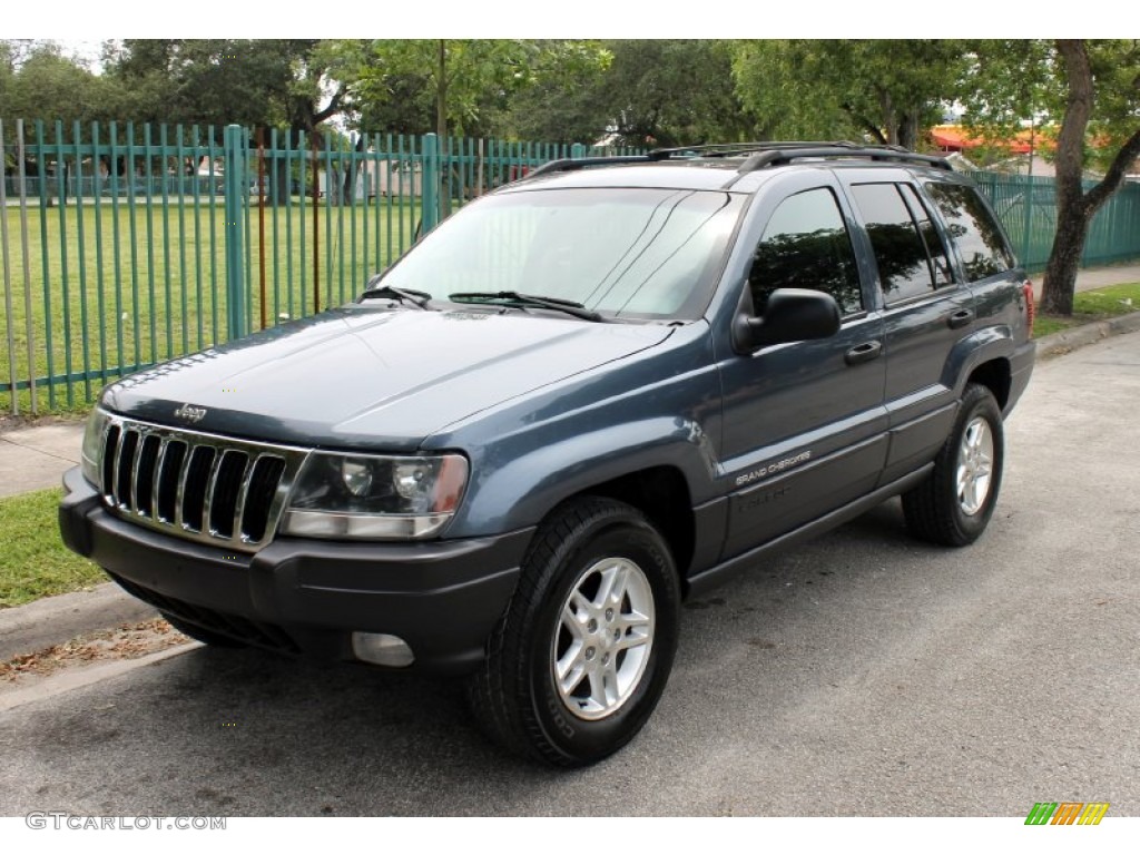 Steel Blue Pearlcoat Jeep Grand Cherokee