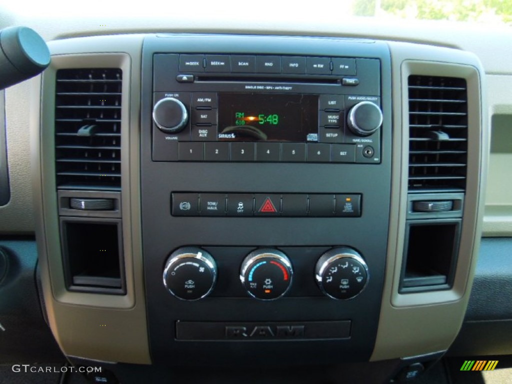 2012 Dodge Ram 2500 HD ST Crew Cab 4x4 Controls Photo #69987790