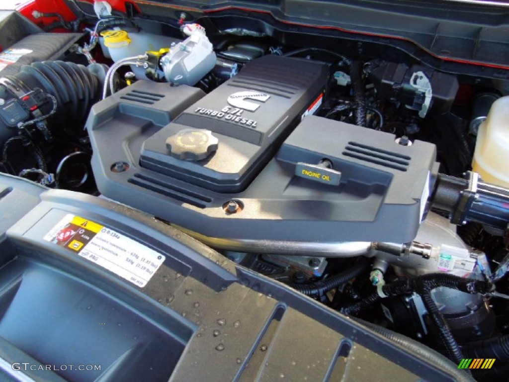 2012 Dodge Ram 2500 HD ST Crew Cab 4x4 Engine Photos