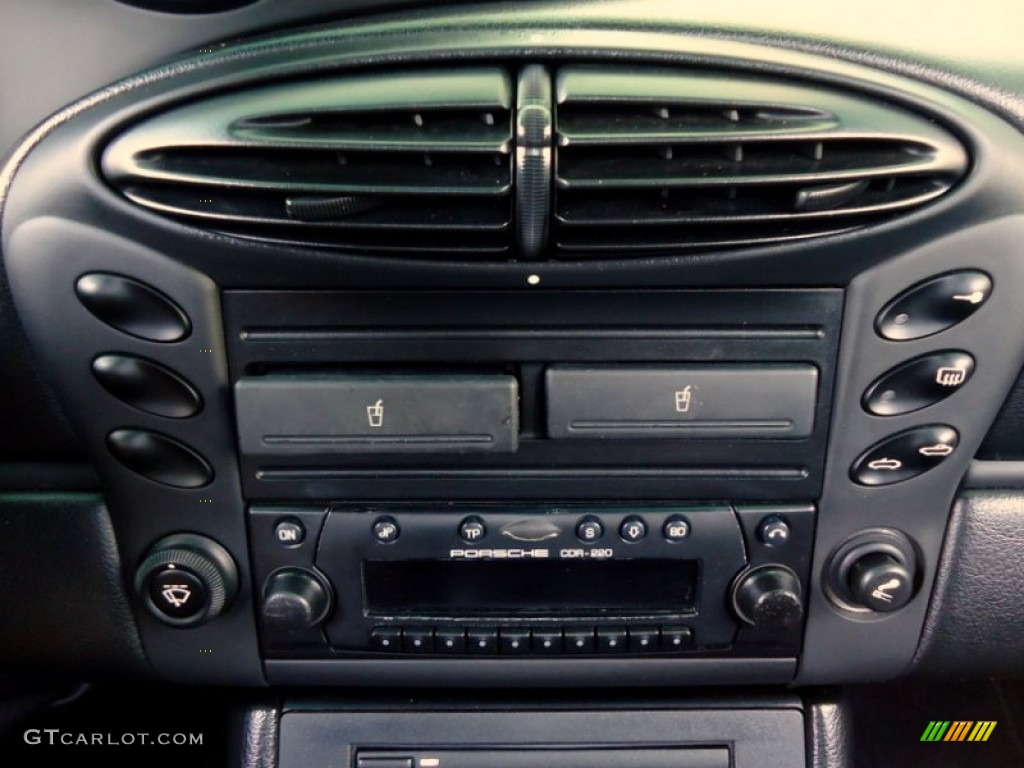 2002 Porsche Boxster S Controls Photo #69988288