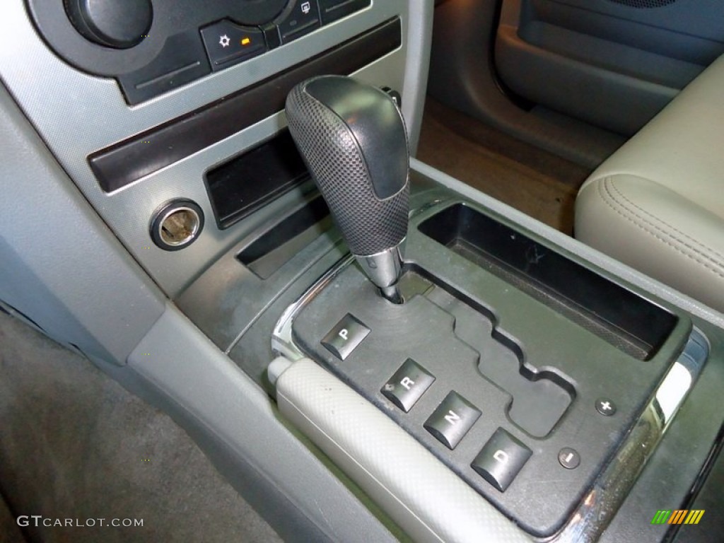 2005 Grand Cherokee Laredo - Inferno Red Crystal Pearl / Medium Slate Gray photo #26