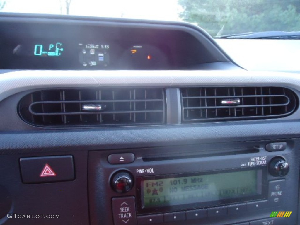 2012 Prius c Hybrid Two - Absolutely Red / Gray photo #24