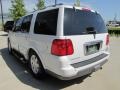 2004 Oxford White Lincoln Navigator Luxury  photo #8