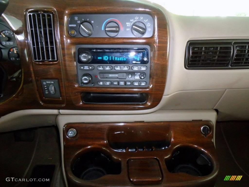 2002 Chevrolet Express 1500 Passenger Conversion Van Controls Photo #69991231