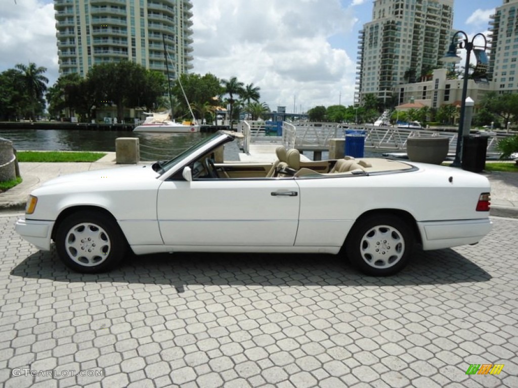 Polar White 1994 Mercedes-Benz E 320 Convertible Exterior Photo #69991507
