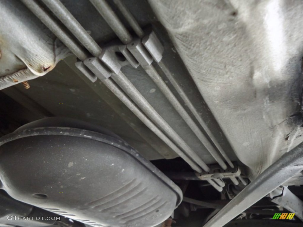 1994 Mercedes-Benz E 320 Convertible Undercarriage Photo #69991744
