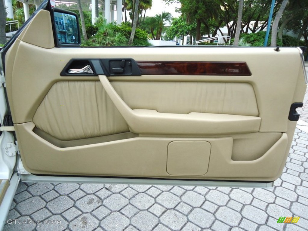 1994 Mercedes-Benz E 320 Convertible Parchment Door Panel Photo #69991798