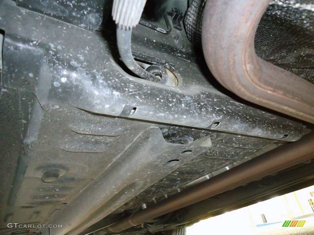 2008 Chrysler PT Cruiser LX Undercarriage Photo #69992437