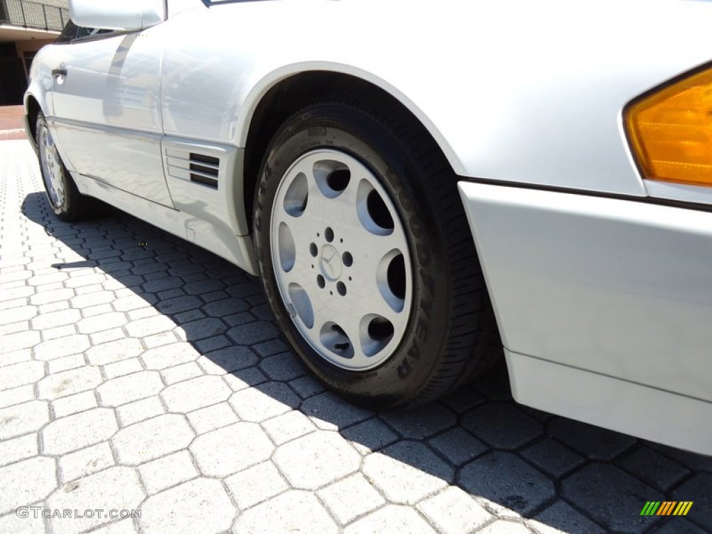 1992 Mercedes-Benz SL 500 Roadster Wheel Photos