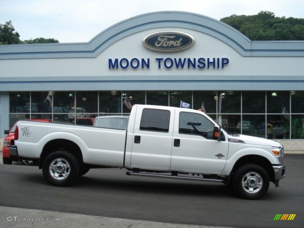 2011 F350 Super Duty XLT Crew Cab 4x4 - Oxford White / Steel photo #1