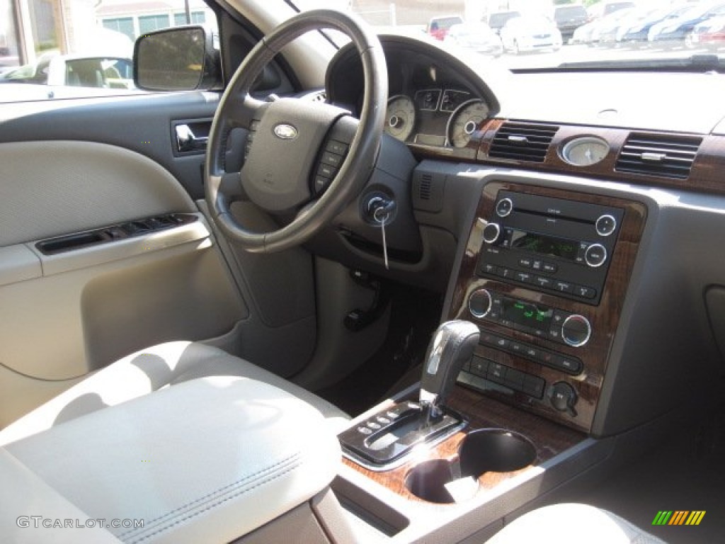 2008 Taurus Limited AWD - Dark Ink Blue Metallic / Medium Light Stone photo #7