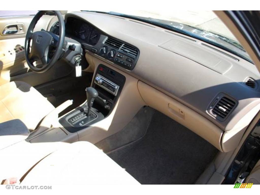 1995 Accord LX V6 Sedan - Sherwood Green Pearl / Beige photo #20