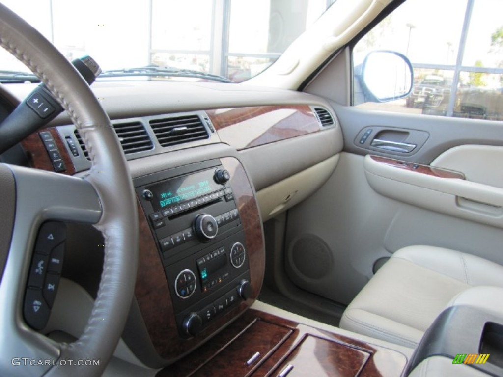 2009 Suburban LTZ 4x4 - Gold Mist Metallic / Light Cashmere/Dark Cashmere photo #14