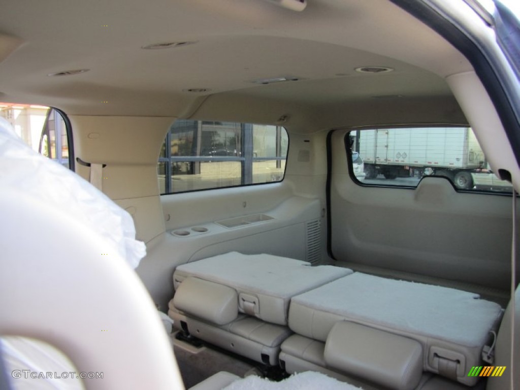 2009 Suburban LTZ 4x4 - Gold Mist Metallic / Light Cashmere/Dark Cashmere photo #24