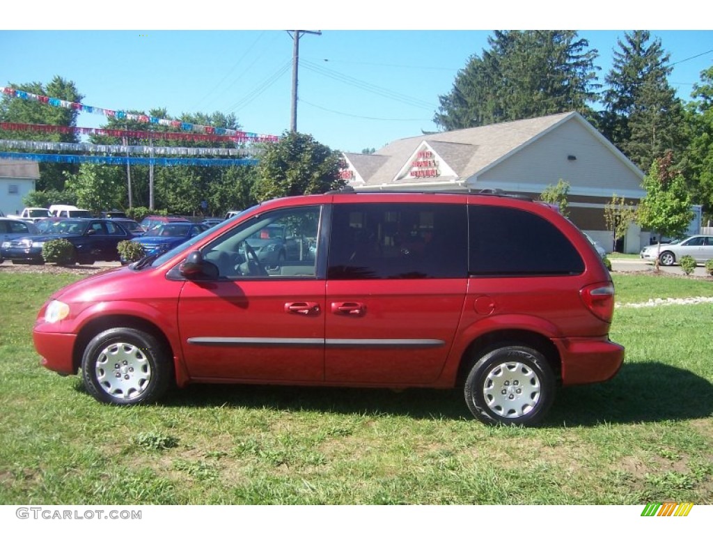 Inferno Red Pearl 2002 Chrysler Voyager LX Exterior Photo #70004021