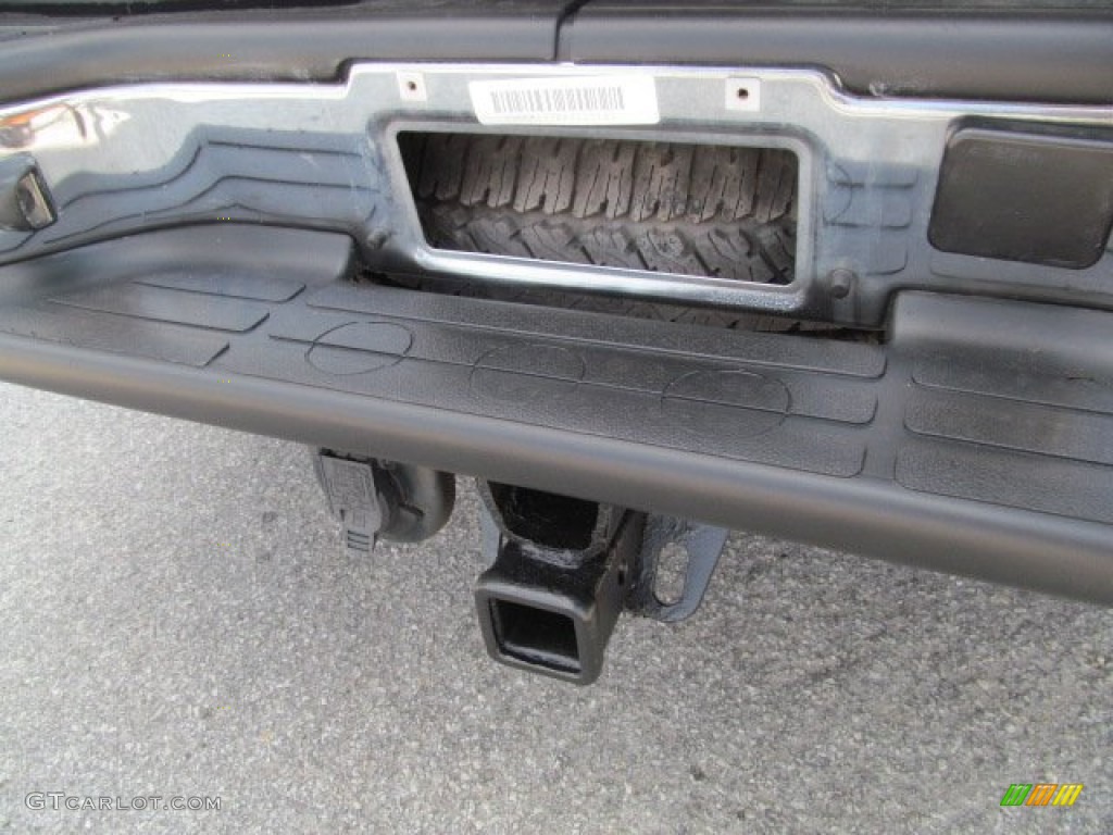 2006 Tahoe LT 4x4 - Summit White / Gray/Dark Charcoal photo #8