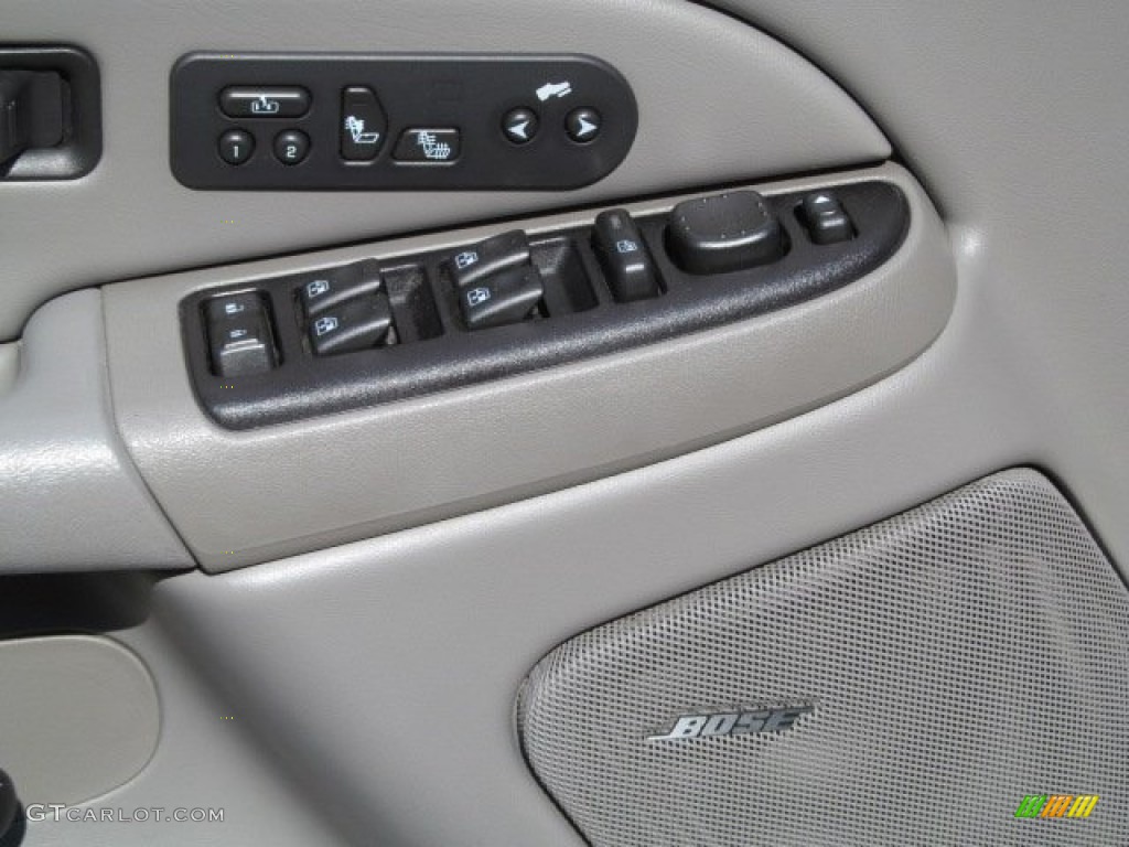 2006 Tahoe LT 4x4 - Summit White / Gray/Dark Charcoal photo #17