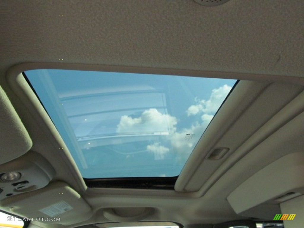 2006 Tahoe LT 4x4 - Summit White / Gray/Dark Charcoal photo #24