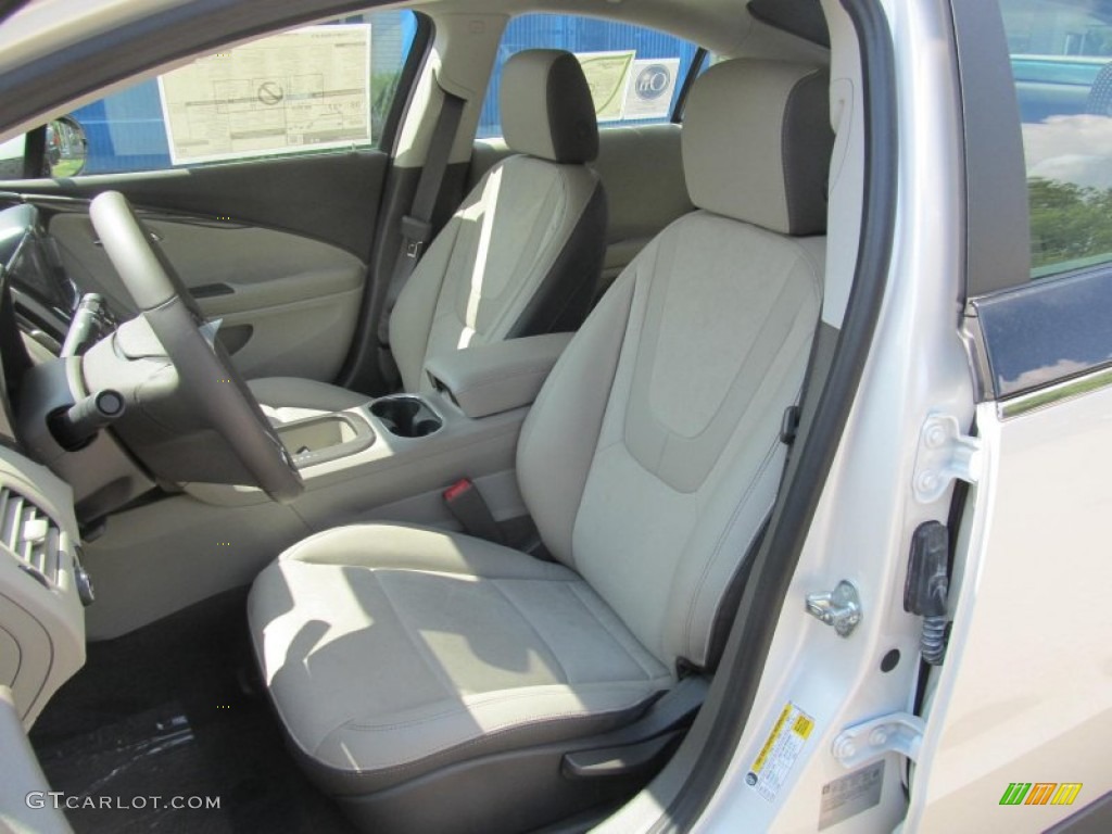 Jet Black/Ceramic White Accents Interior 2013 Chevrolet Volt Standard Volt Model Photo #70008670