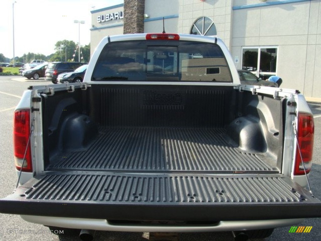 2004 Ram 1500 SLT Quad Cab 4x4 - Bright Silver Metallic / Dark Slate Gray photo #6