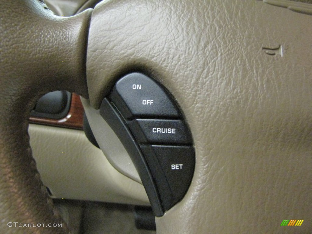 2001 Chrysler LHS Sedan Controls Photo #70011467