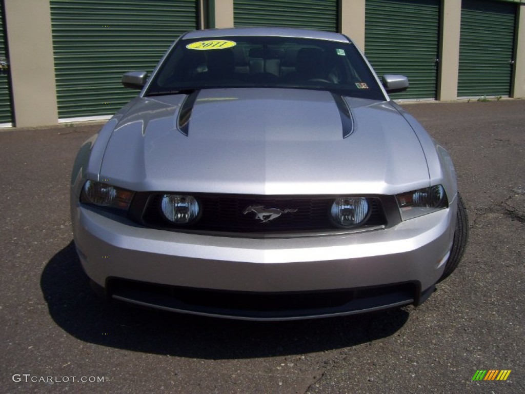 2011 Mustang GT Premium Coupe - Ingot Silver Metallic / Charcoal Black photo #2