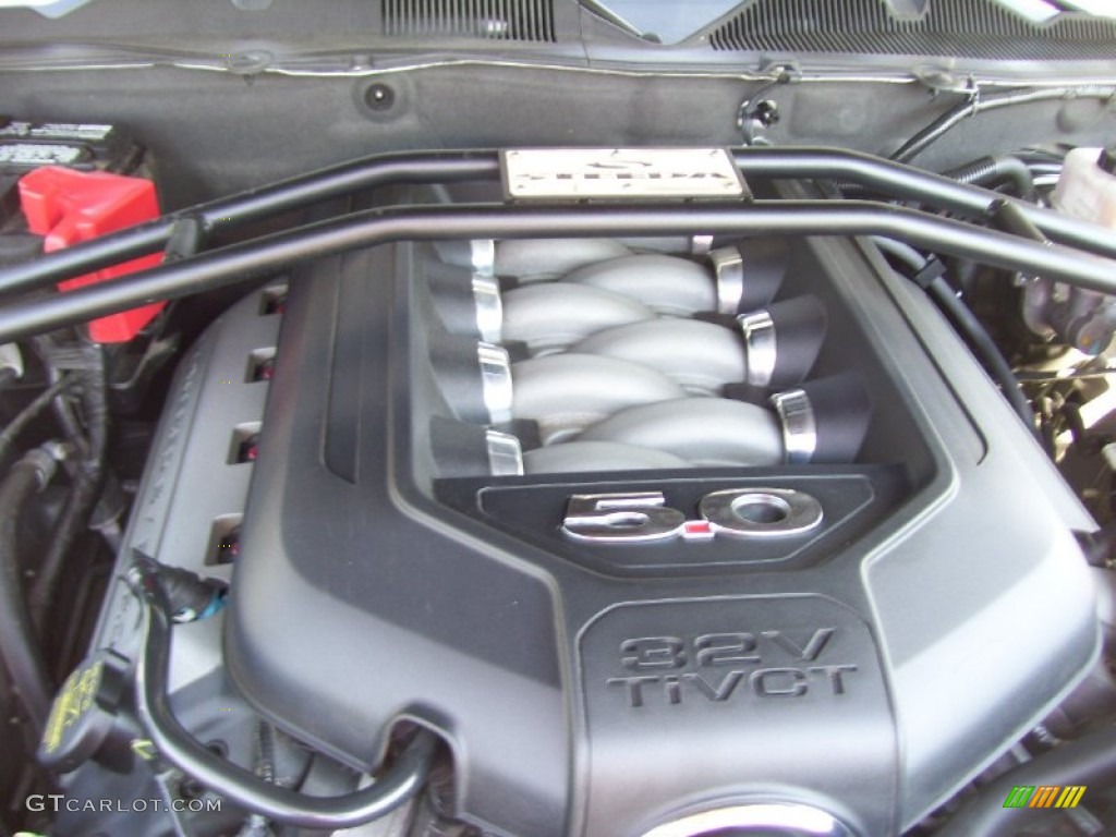 2011 Ford Mustang GT Premium Coupe 5.0 Liter DOHC 32-Valve TiVCT V8 Engine Photo #70012606