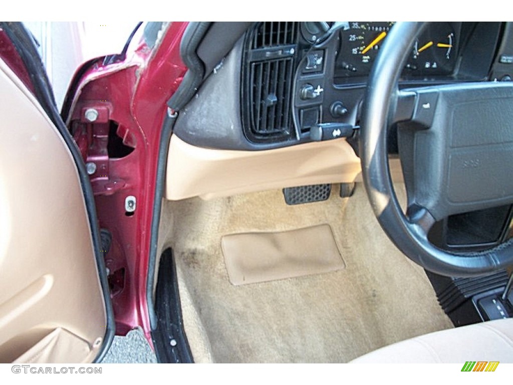 1993 900 S Coupe - Ruby Red Pearl Metallic / Beige photo #6