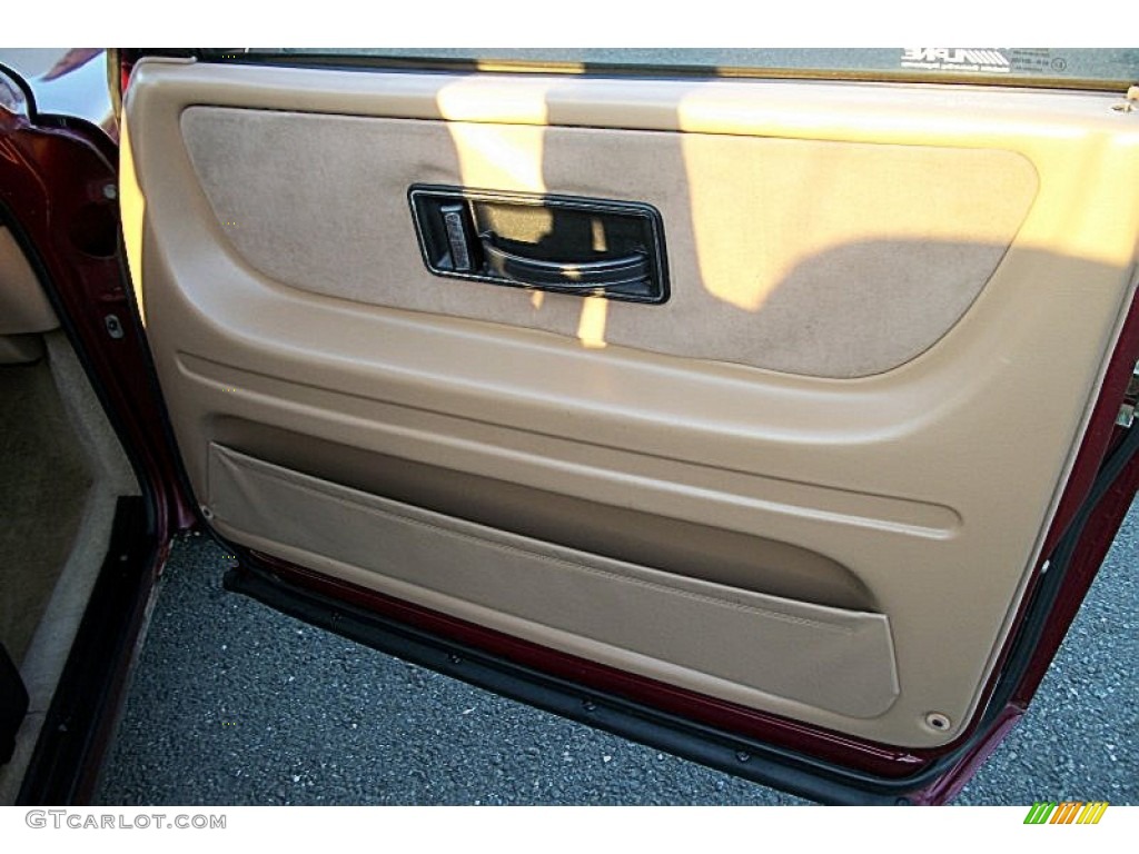 1993 900 S Coupe - Ruby Red Pearl Metallic / Beige photo #7