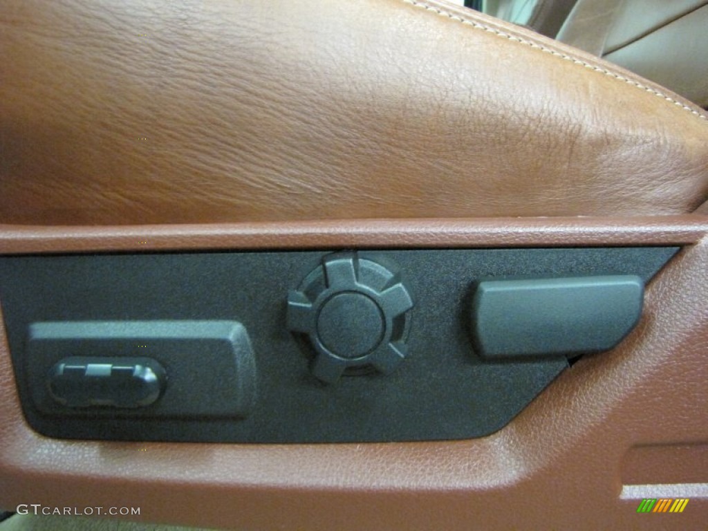 2008 Ford F450 Super Duty King Ranch Crew Cab 4x4 Dually Controls Photo #70013295