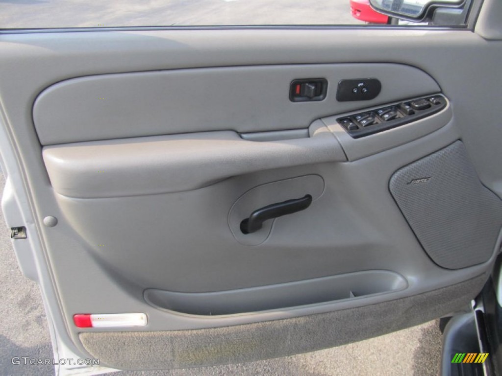 2004 Chevrolet Tahoe LS 4x4 Door Panel Photos